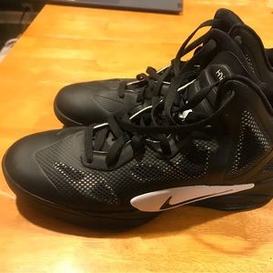 Nike Hyperfuse 2011 Black/Silver/Metal Sneakers Men's Size 12.5 407623-001